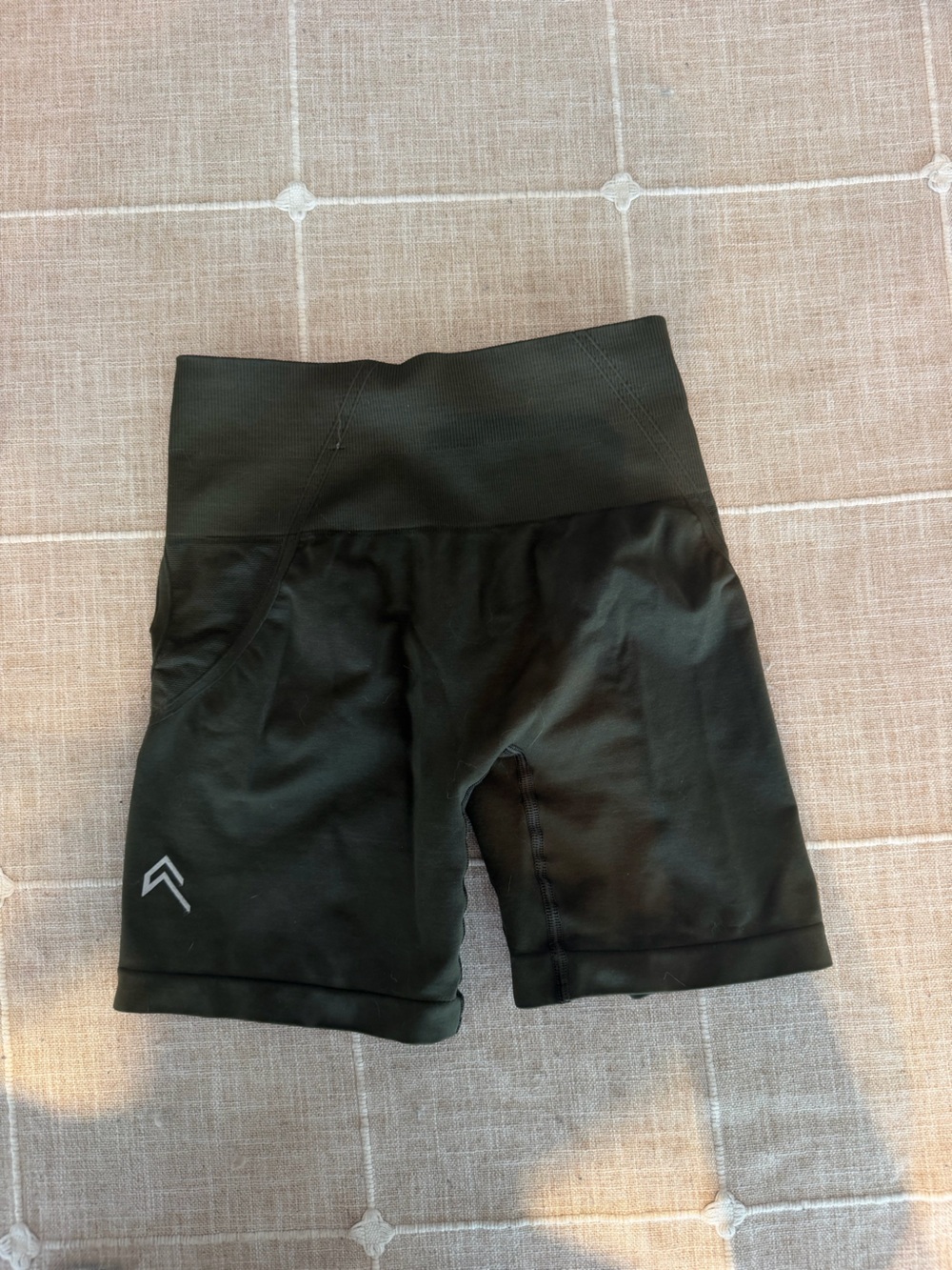 ONERACTIVE EFFORTLESS LIFT SHORTS 6' INSEAM XS